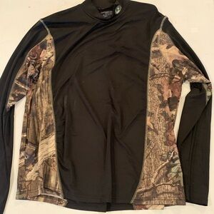 Mossy oak long sleeve top